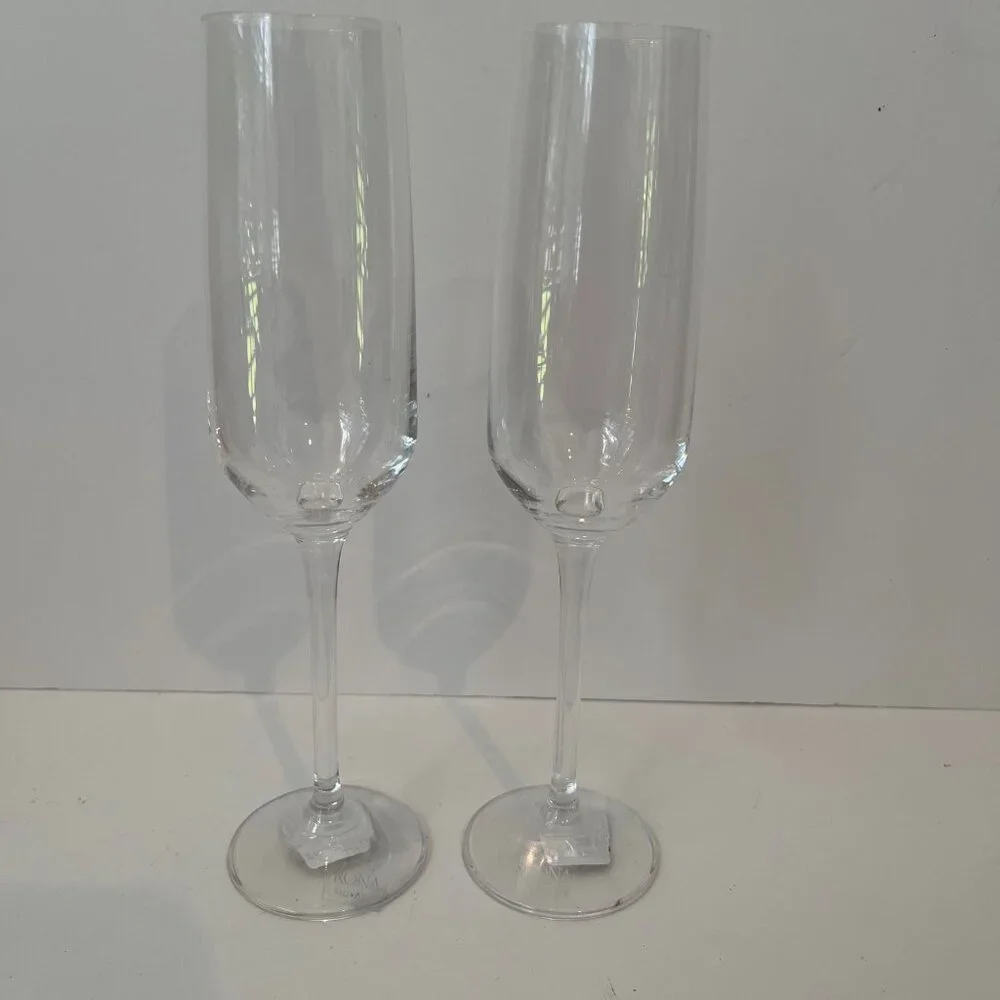 Set 2 CRATE & BARREL Nattie Champagne Glasses Flutes 7 oz. SLOVAKIA ~ New w/tag